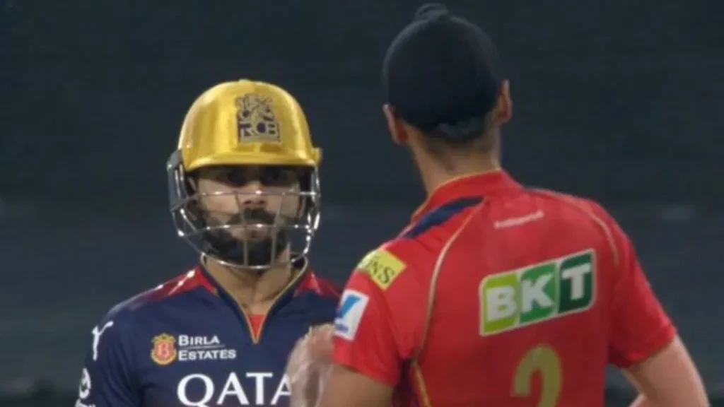 Arshdeep Singh Royally Ignores Virat Kohli After Latter Gives Him A Death Stare In Qualifier 1